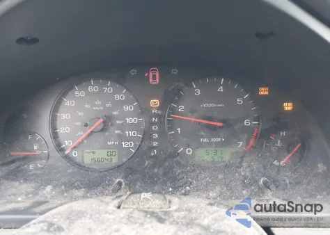 2001 Subaru Legacy L из США, поврежденный, VIN 4S3BH635317309773